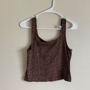 NEW WITH TAGS Old navy crop tank top size large
